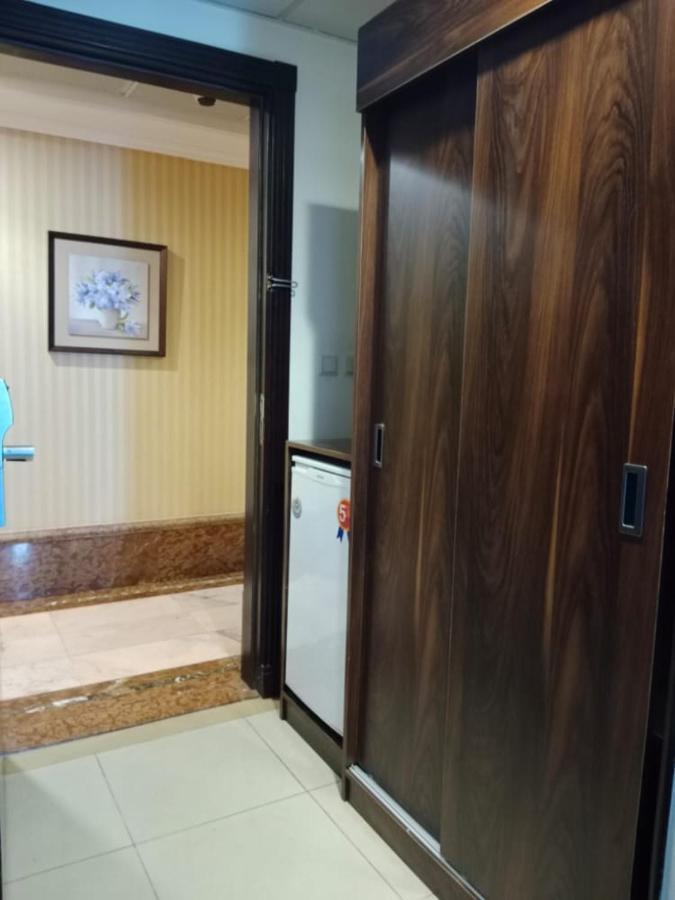 Sky View Hotel, Madinah Медина Екстериор снимка