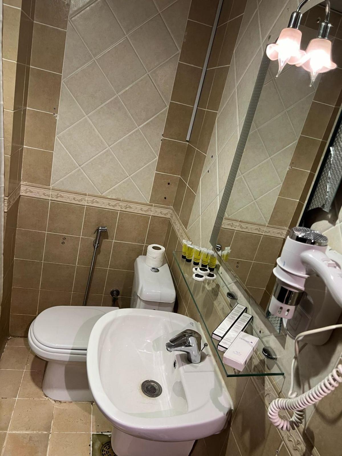 Sky View Hotel, Madinah Медина Екстериор снимка