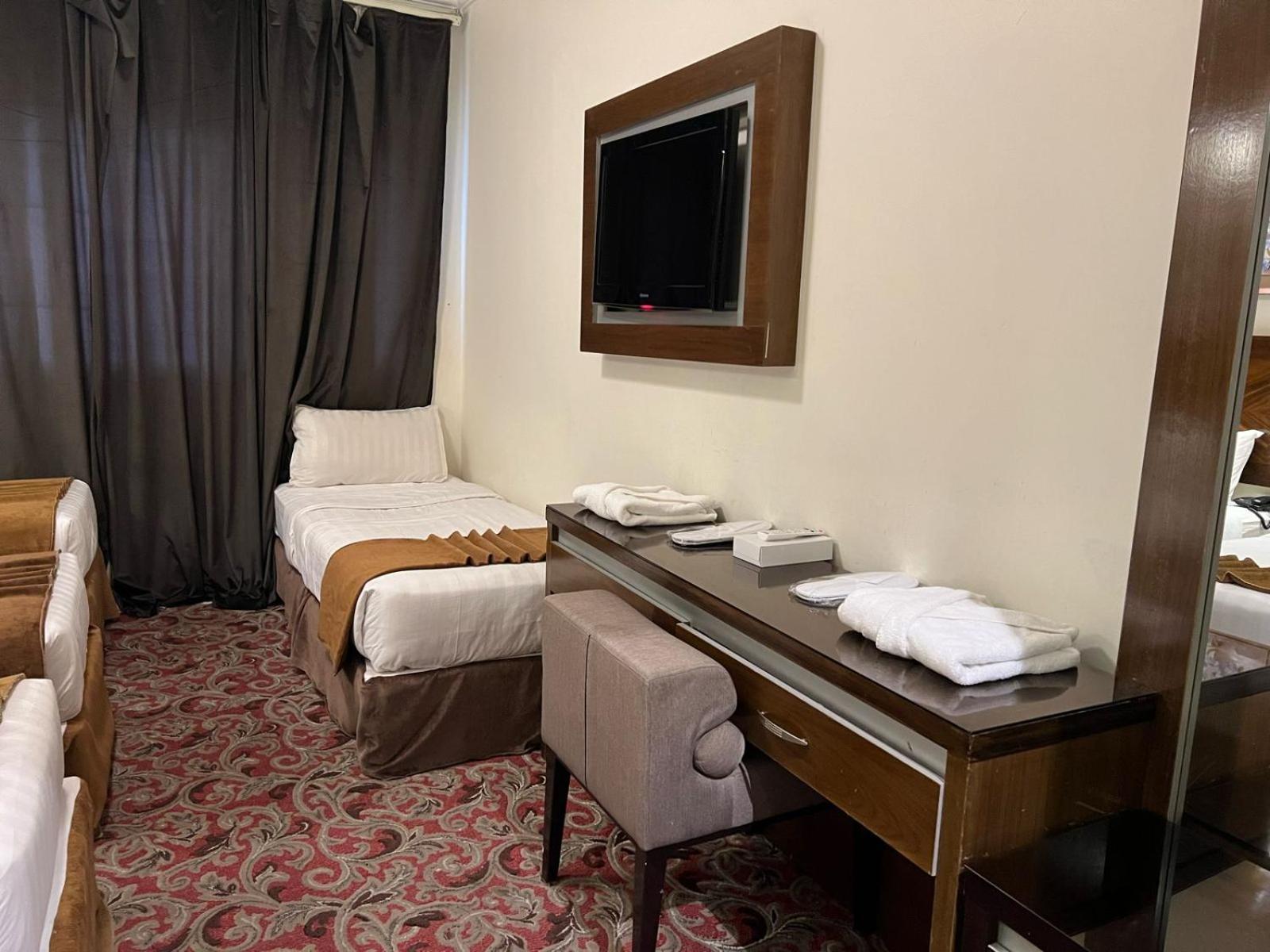 Sky View Hotel, Madinah Медина Екстериор снимка